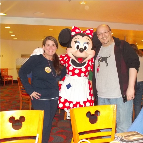 IT’S A MARVELOUS MINNIE THURSDAY - Picture 16 of 16